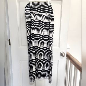 Black and white striped maxi skirt, AB Studio, size large